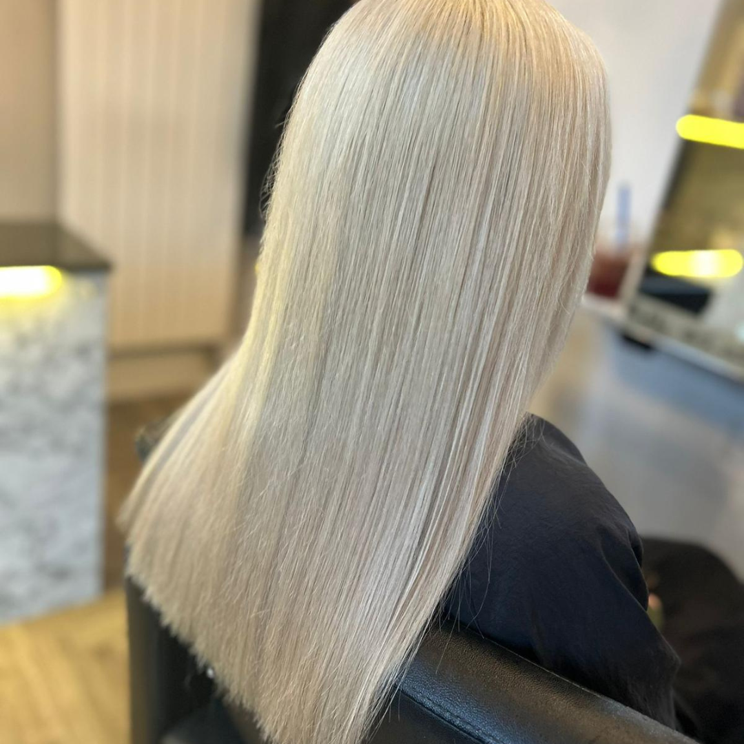 Bleach & Tone Full Head (inc toner)