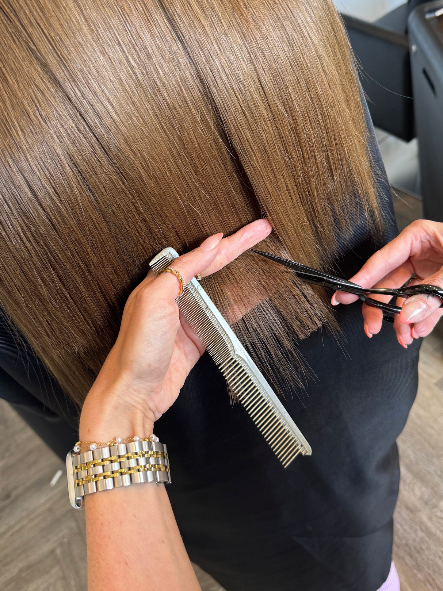 Teenage Girls Dry Haircut
